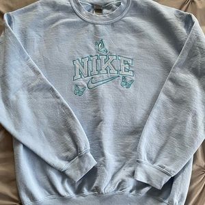 Embroiderd Nike sweatshirt